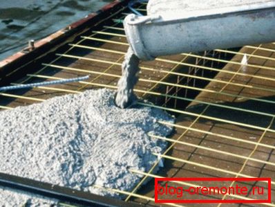 Beton ist eines der häufigsten Baumaterialien. Beton ist eines der häufigsten Baumaterialien.