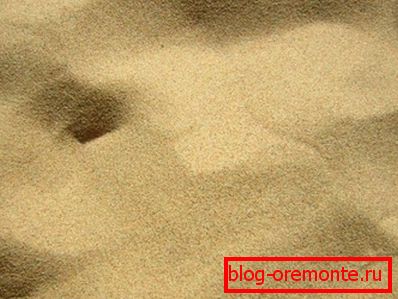 Je weniger Verunreinigungen der Sand enthält, desto besser ist das fertige Material. Je weniger Verunreinigungen der Sand enthält, desto besser ist das fertige Material.