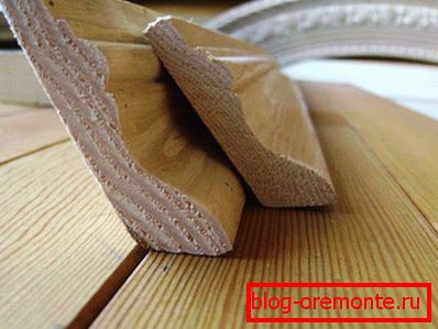 Aus holz