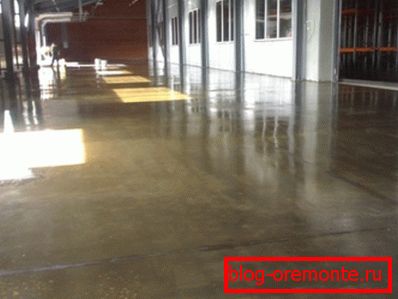 Epoxidgrundierung für Industrieanlagen. Epoxidgrundierung für Industrieanlagen.