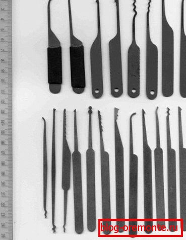 Werkzeuge zum Beschädigen von Schlössern Werkzeuge zum Beschädigen von Schlössern
