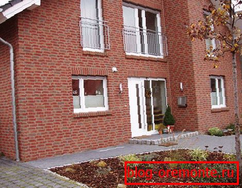 Roter Backstein