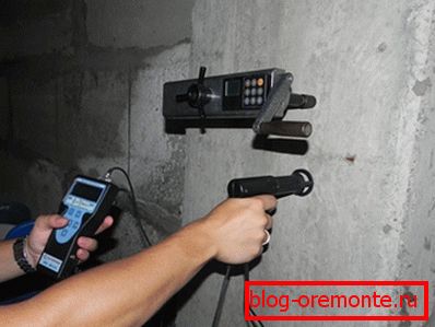 Auf dem Foto - dank der Einführung von High-Tech-Geräten ist die Bestimmung der Festigkeit heute viel einfacher geworden. Auf dem Foto - dank der Einführung von High-Tech-Geräten ist die Bestimmung der Festigkeit heute viel einfacher geworden.