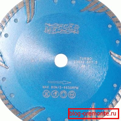 Bei der Fototurbo-Diamantscheibe für Stahlbeton Bei der Fototurbo-Diamantscheibe für Stahlbeton