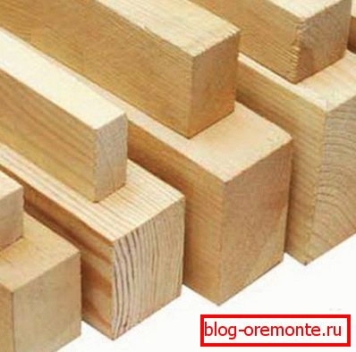 Im Foto - Holz in verschiedenen Größen. Im Foto - Holz in verschiedenen Größen.
