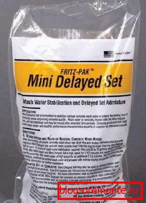 Ein Beispiel für einen Modifikator, der das Abbinden von Beton beschleunigt Ein Beispiel für einen Modifikator, der das Abbinden von Beton beschleunigt