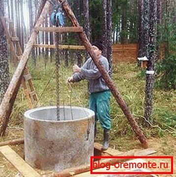Wir bauen die Säule weiter auf. Wir bauen die Säule weiter auf.