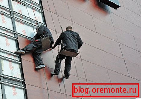Reparatur der hinterlüfteten Fassade