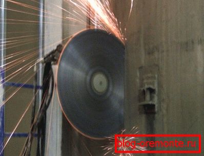 Das Schneiden von Stahlbeton mit Diamantkreisen ist der einzige Weg für eine hochwertige Verarbeitung Das Schneiden von Stahlbeton mit Diamantkreisen ist der einzige Weg für eine hochwertige Verarbeitung