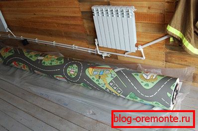 Mit Zeichnung für ein Kinderzimmer