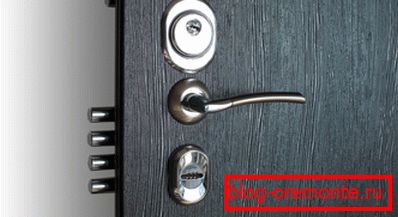 Stahltüren GOST31173 2003 mit dekorativer Oberfläche Stahltüren GOST31173 2003 mit dekorativer Oberfläche