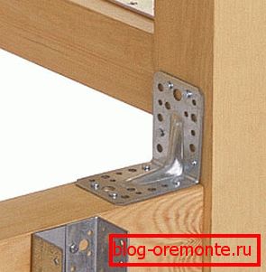 Ecke в качестве крепежного элемента для соединения брусьев Ecke в качестве крепежного элемента для соединения брусьев