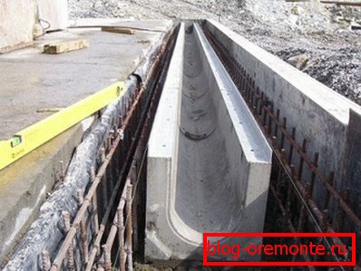 Tray-Installation Tray-Installation