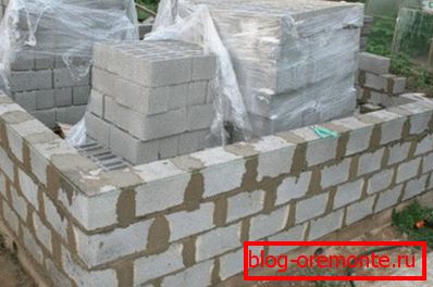 Der Bau von Lehmmauern Der Bau von Lehmmauern