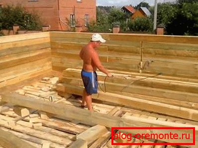 Holzschutzbehandlung mit Antiseptikum Holzschutzbehandlung mit Antiseptikum